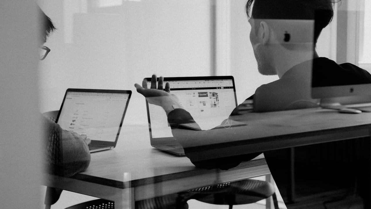 How to Hire a Virtual Assistant: A Founder's Complete Guide - measure outcomes that move the business.